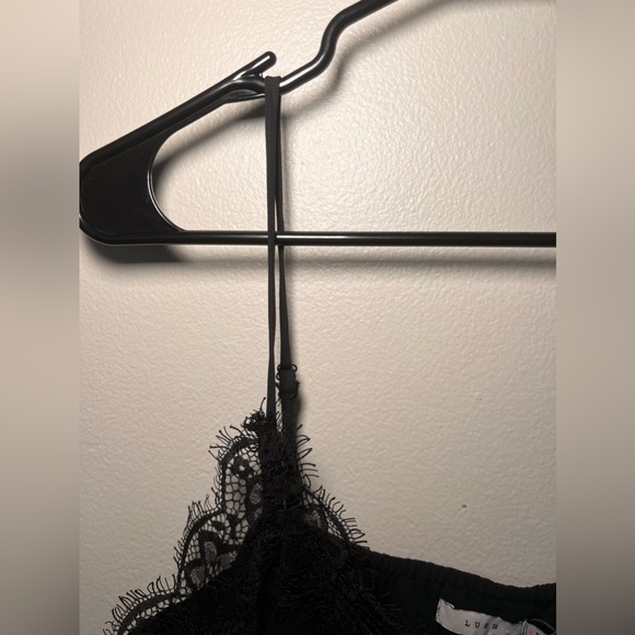 [lush] black lace trimmed tank top - Picture 3 of 7